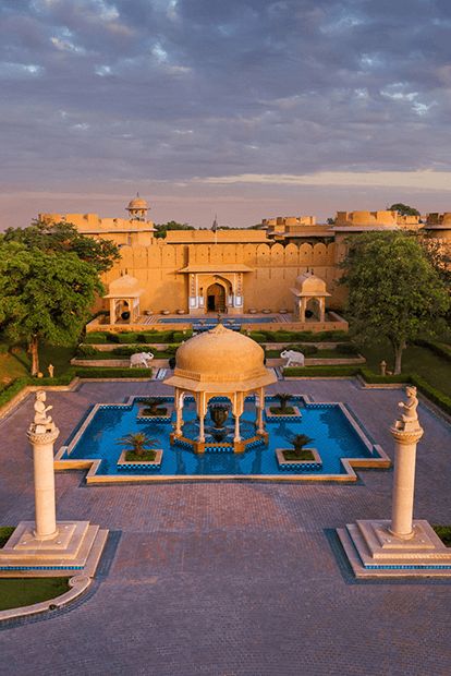 Top 11 Heritage Resorts in Jaipur